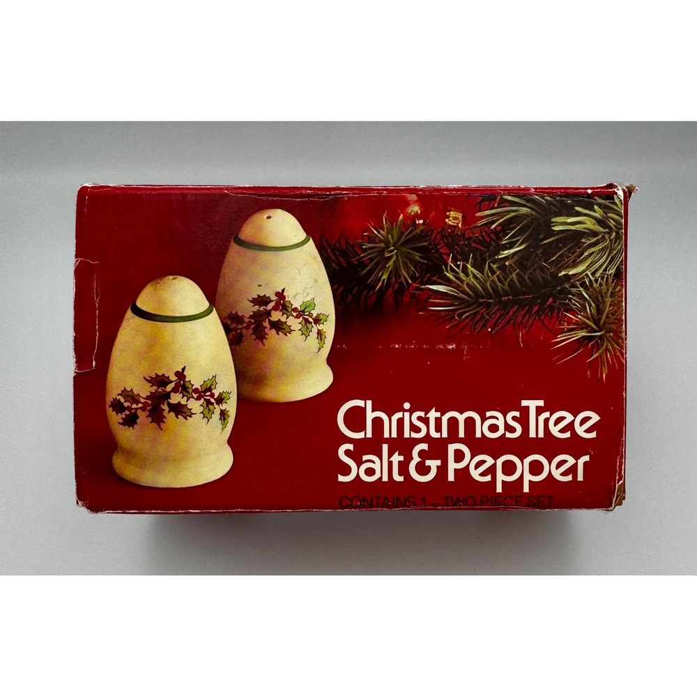 Vtg Spode Christmas Tree Salt and Pepper Shakers Set S3324 Original Box England